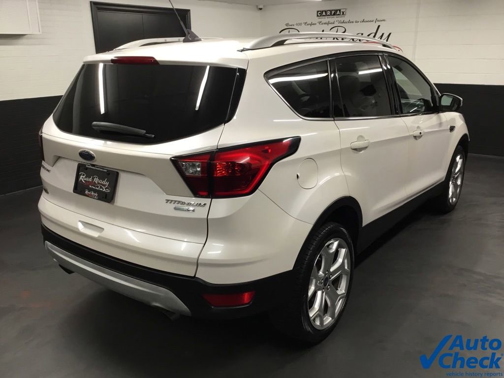 Used 2019 Ford Escape Titanium image 11