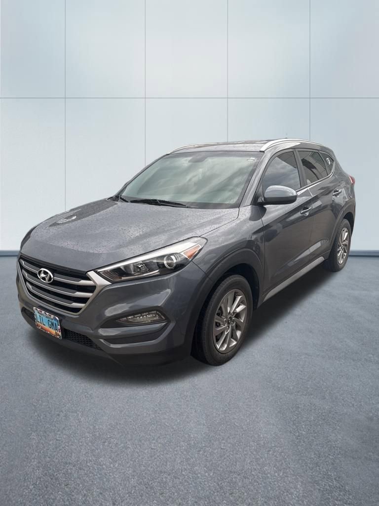 Used 2017 Hyundai Tucson SE FWD image 2