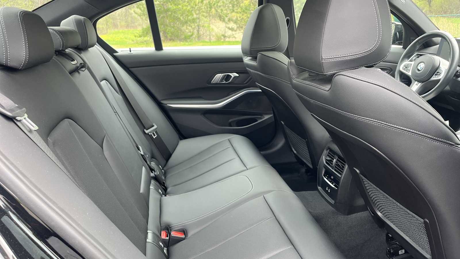 Used 2023 BMW M340i xDrive w/ Shadowloine Package AWD/4WD image 12