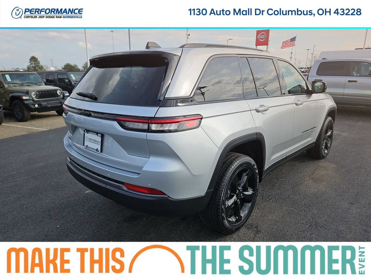 New 2026 Jeep Grand Cherokee Limited w/ Limited Altitude Package AWD/4WD image 7