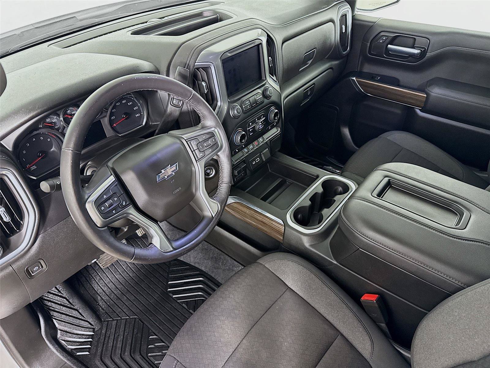 Used 2021 Chevrolet Silverado 1500 LT Trail Boss w/ Bed Protection Package AWD/4WD image 11