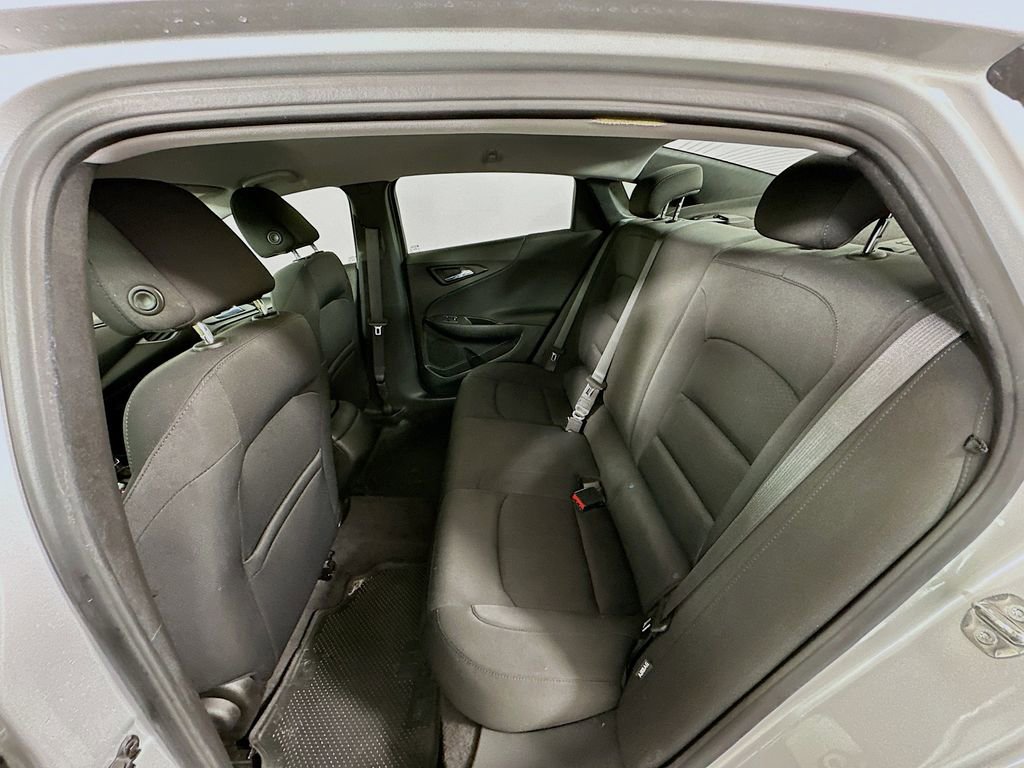 Used 2021 Chevrolet Malibu LS image 23
