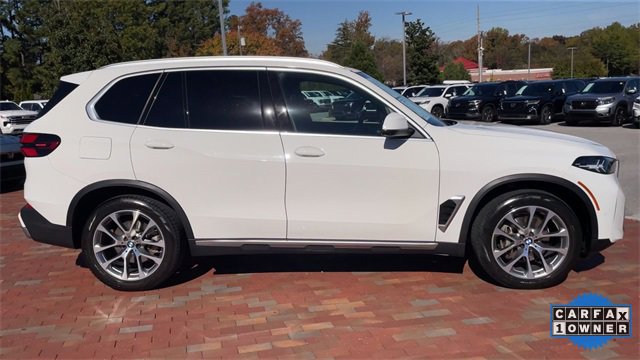 Used 2024 BMW X5 sDrive40i w/ Parking Assistance Package image 2