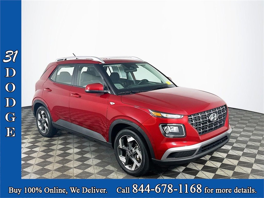 Used 2024 Hyundai Venue SEL image 1