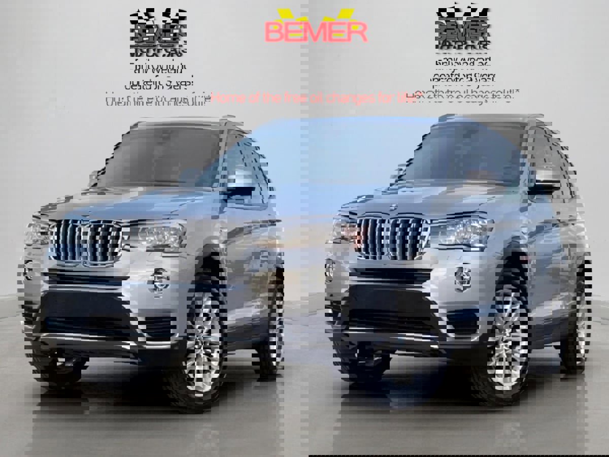 Used 2017 BMW X3 sDrive28i image 1