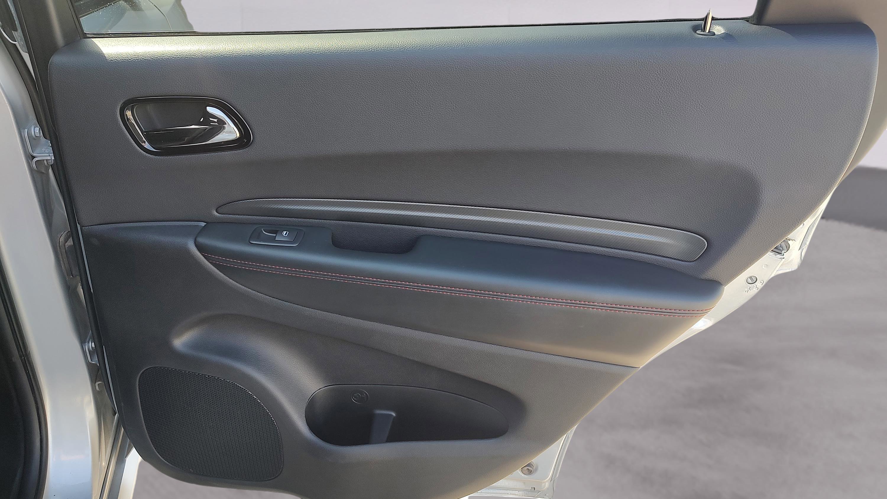 Used 2025 Dodge Durango GT w/ Blacktop Package image 16