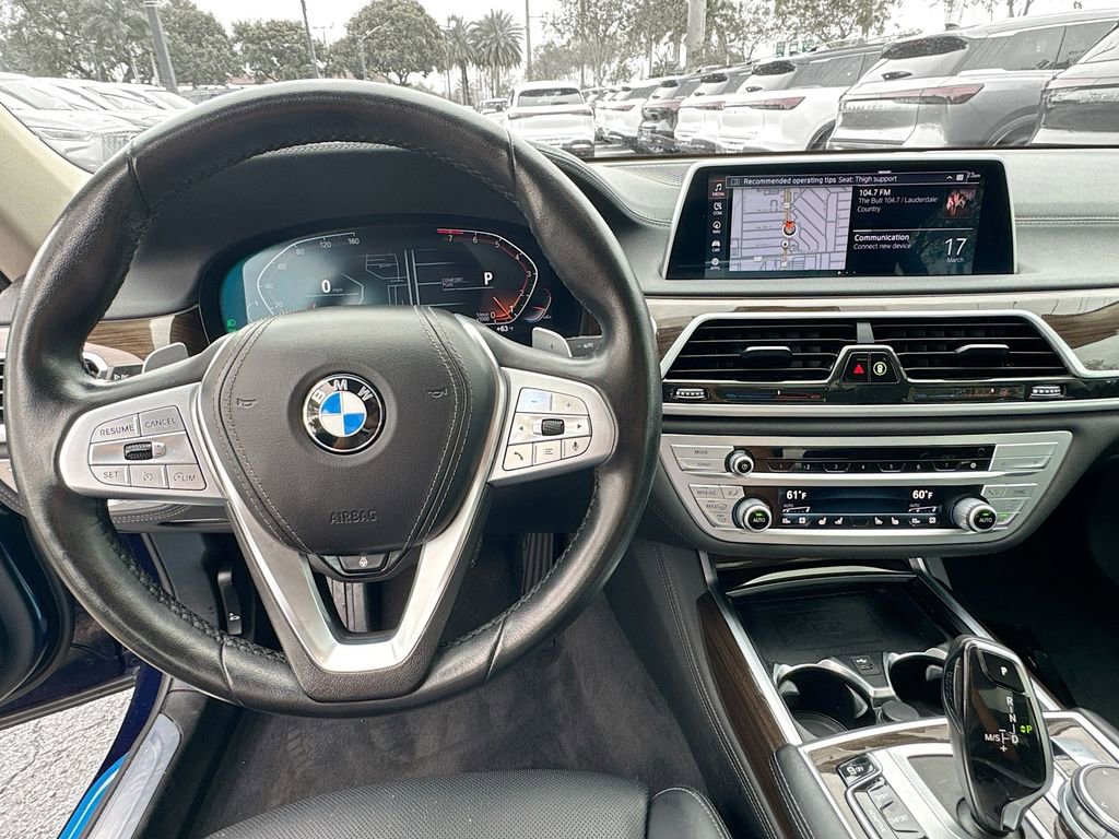Used 2022 BMW 740i xDrive w/ Luxury Rear Seating Package image 12