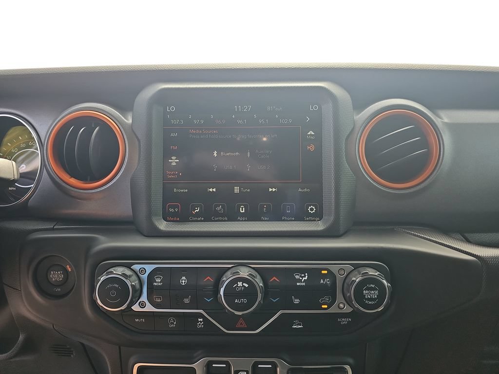 Used 2023 Jeep Gladiator Mojave w/ Cold Weather Group AWD/4WD image 21