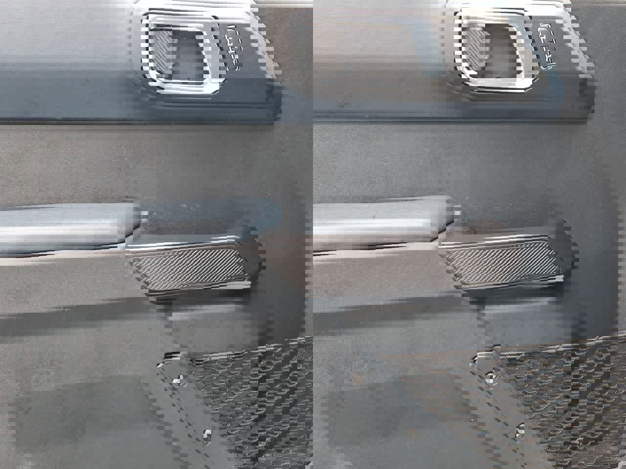 Certified 2024 Ford Bronco Outer Banks image 16