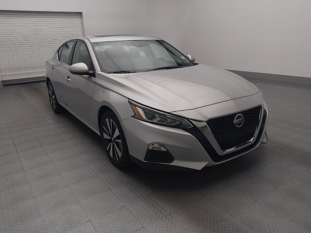 Used 2022 Nissan Altima 2.5 SV w/ SV Premium Package image 13