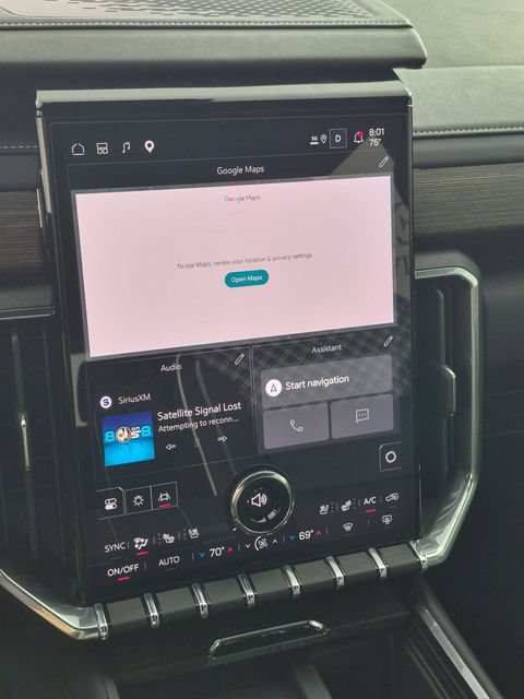 Used 2025 GMC Acadia Denali FWD image 21