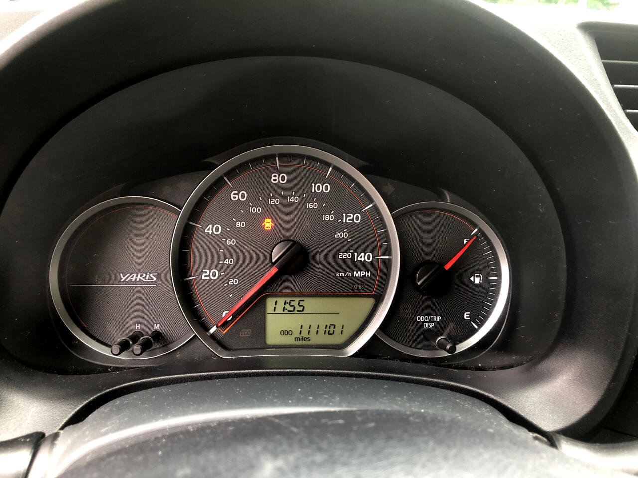 Used 2013 Toyota Yaris LE image 9