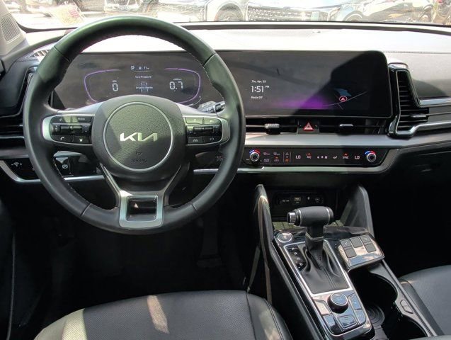 Used 2023 Kia Sportage EX FWD image 16