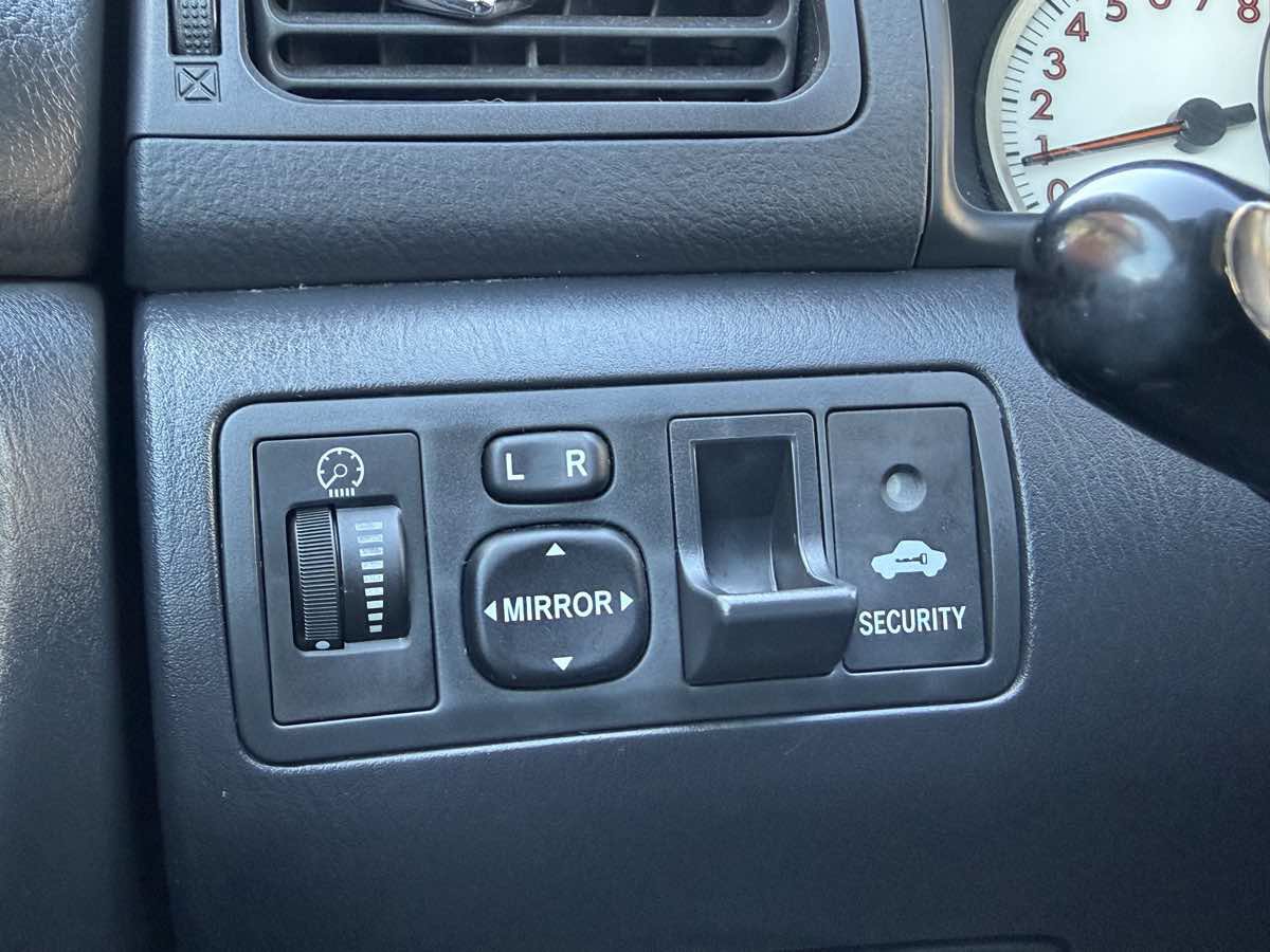 Used 2006 Toyota Corolla S image 19