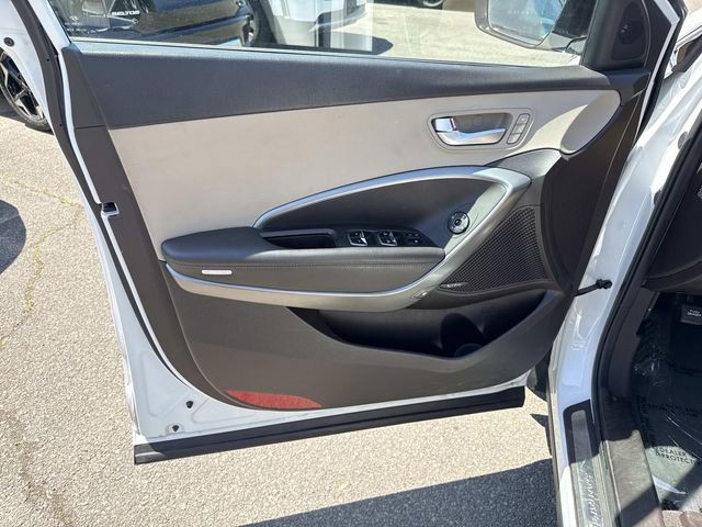 Used 2018 Hyundai Santa Fe Sport w/ 2.4L Tech Package 04 AWD/4WD image 13