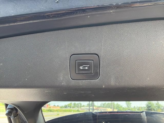 Used 2021 Buick Encore GX Select w/ LPO, Active Lifestyle Package AWD/4WD image 16