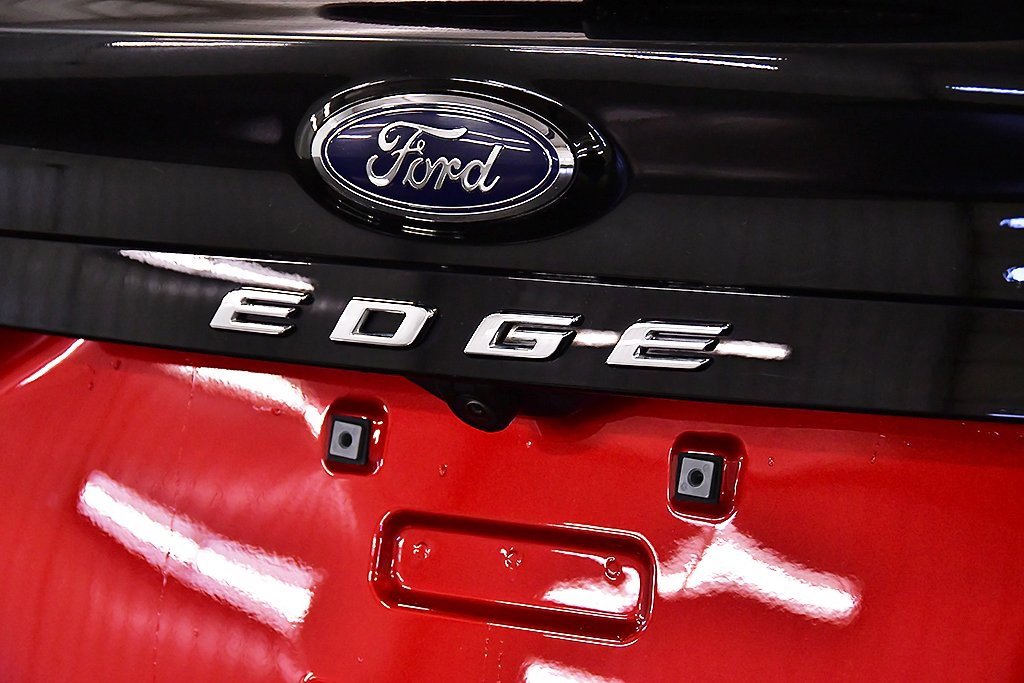 Used 2024 Ford Edge SEL w/ Convenience Package image 10