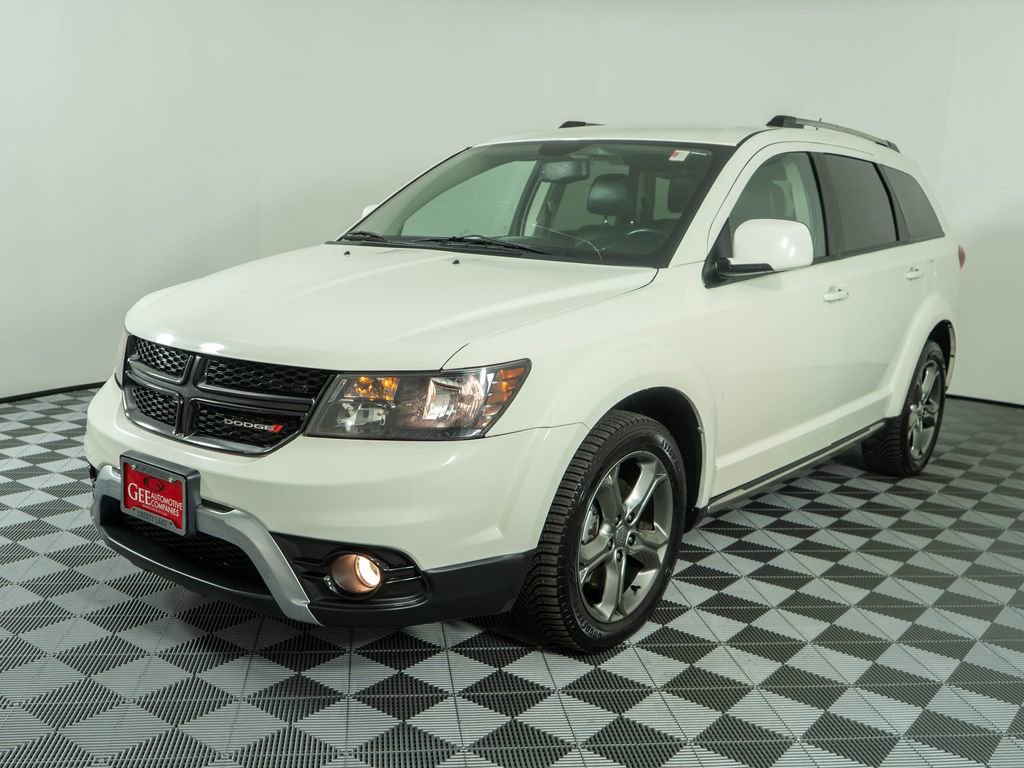 Used 2017 Dodge Journey Crossroad image 3
