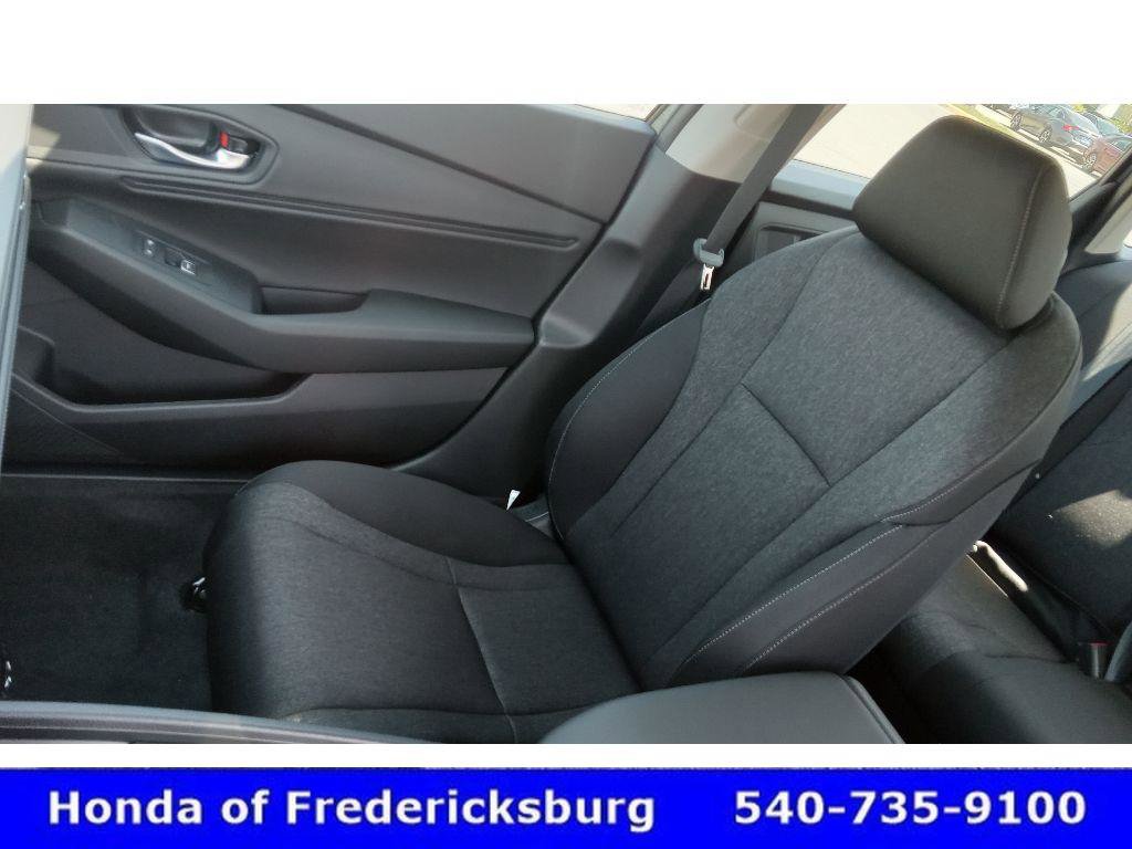 Certified 2025 Honda Accord SE image 23