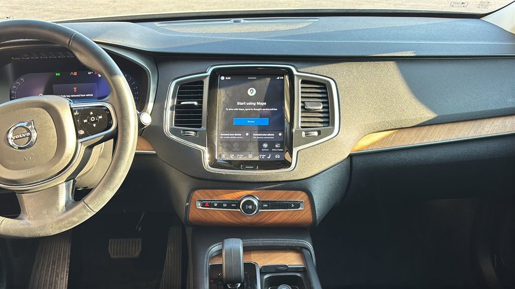Certified 2023 Volvo XC90 B6 Core w/ Climate Package image 6