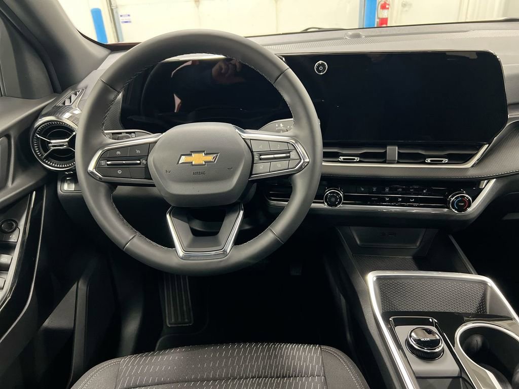 New 2026 Chevrolet Equinox LT image 11