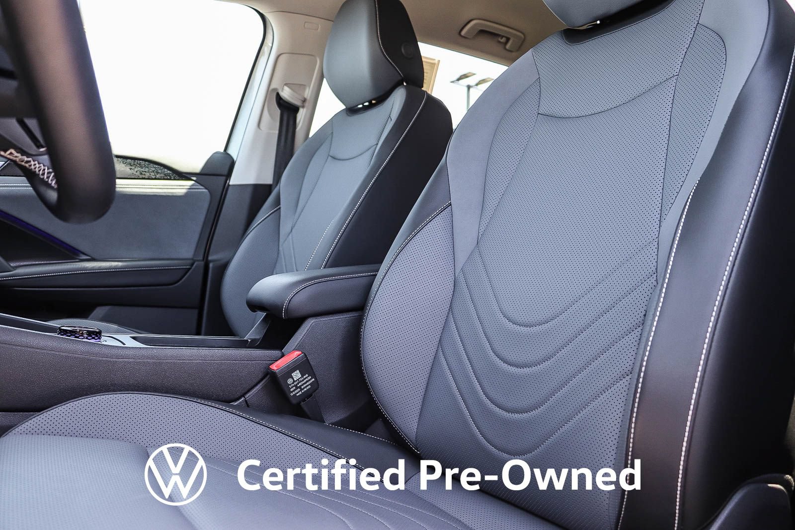 Used 2026 Volkswagen Tiguan SE FWD image 24