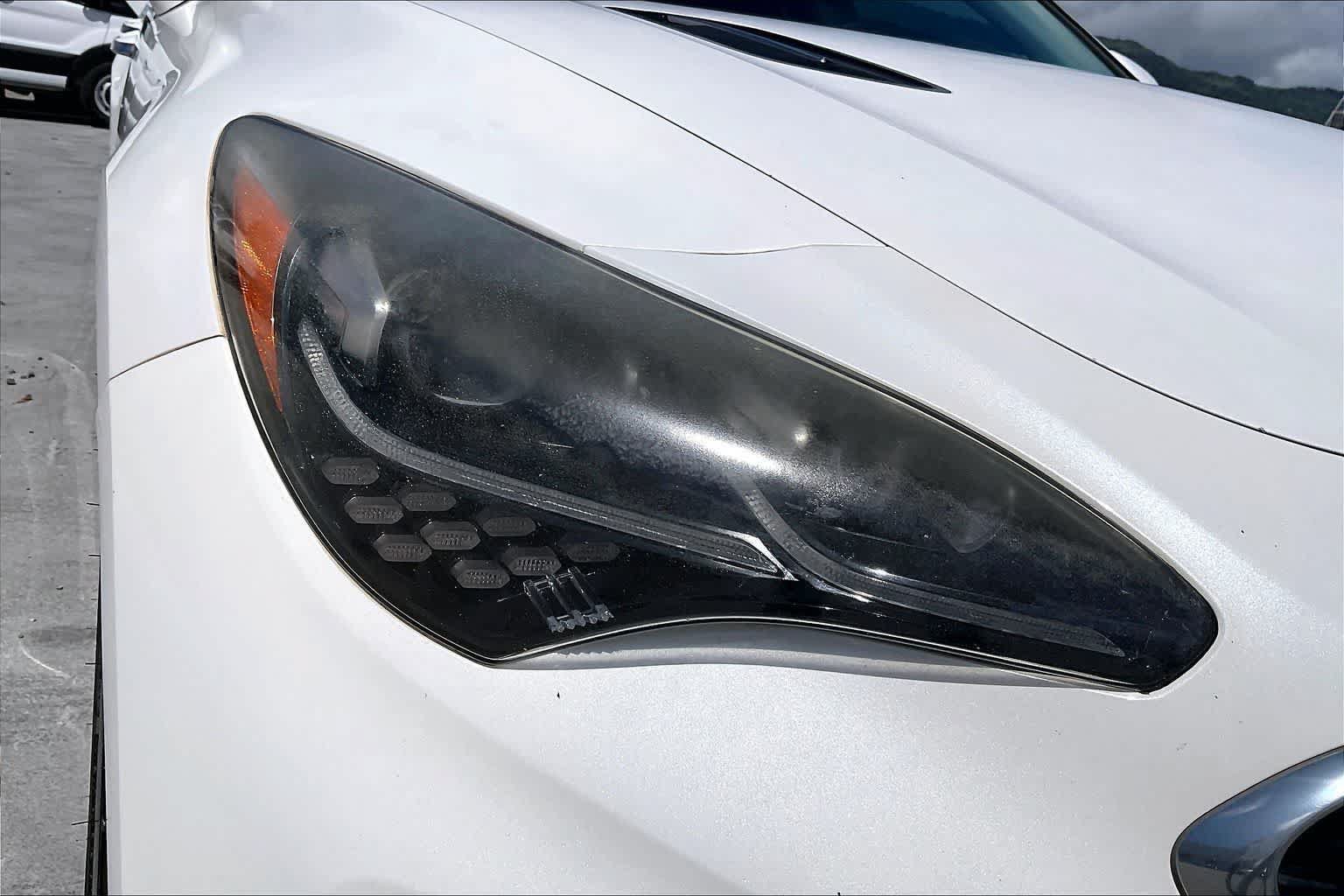 Used 2018 Kia Stinger Premium RWD image 31
