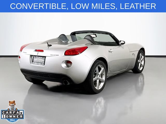Used 2009 Pontiac Solstice Convertible w/ Premium Package RWD image 7