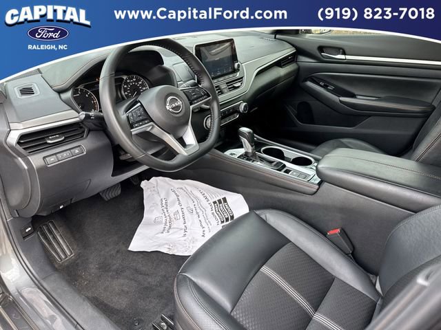 Used 2025 Nissan Altima 2.5 SR AWD/4WD image 19