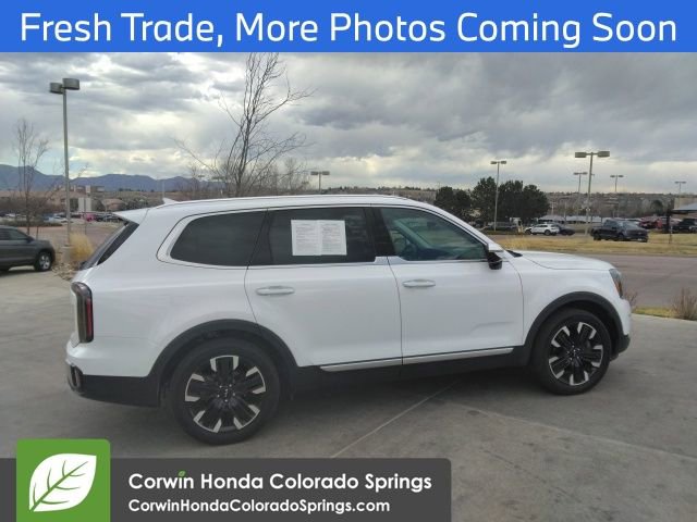 Used 2024 Kia Telluride SX Prestige w/ Towing Package image 8