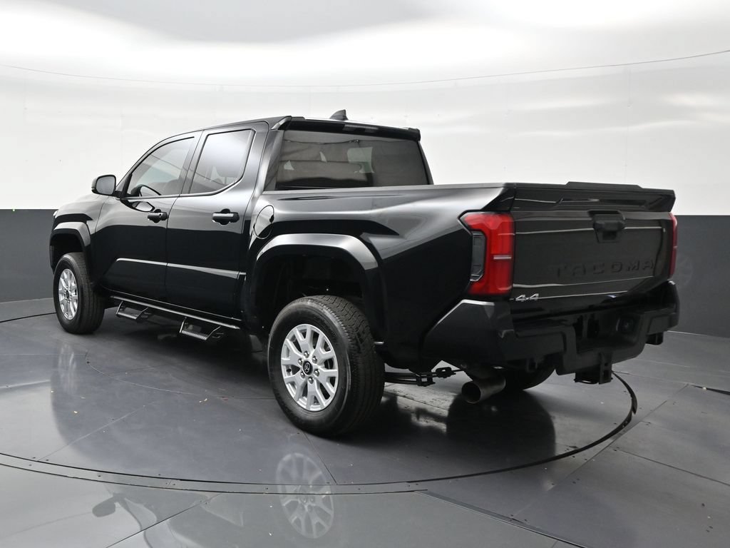 Used 2025 Toyota Tacoma SR AWD/4WD image 3