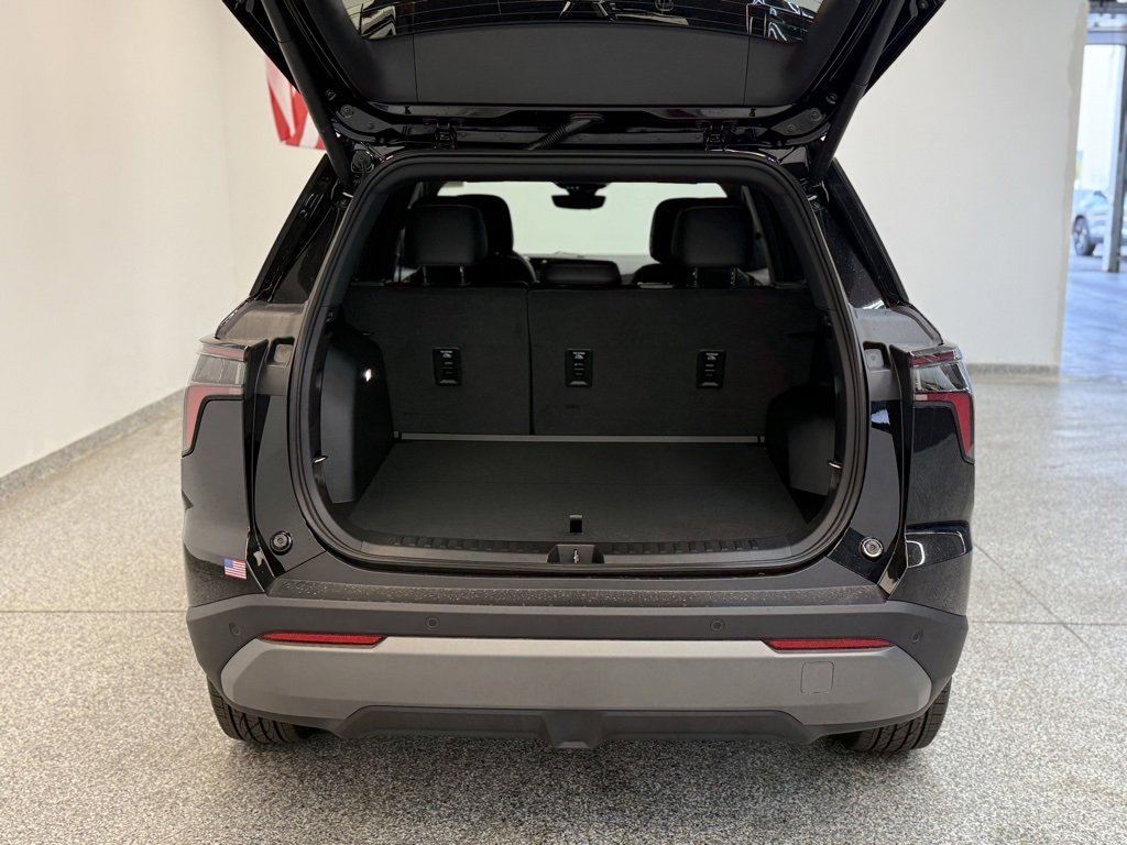 New 2026 Chevrolet Equinox LT w/ Convenience Package II image 6