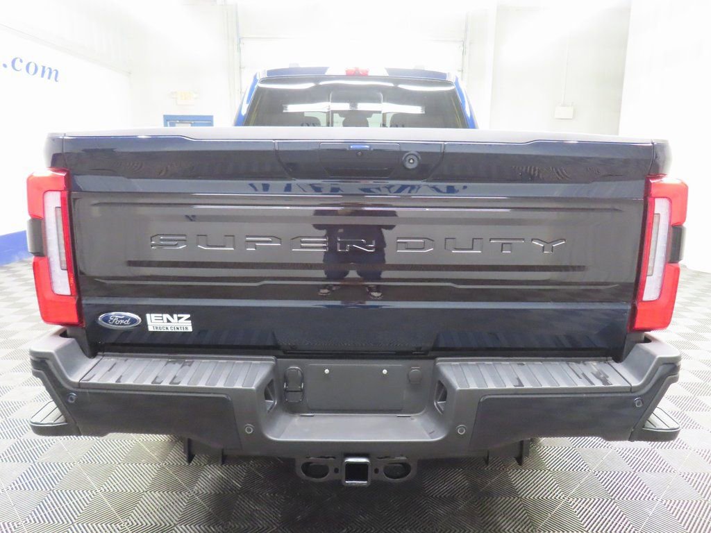 Used 2025 Ford F350 Platinum AWD/4WD image 46