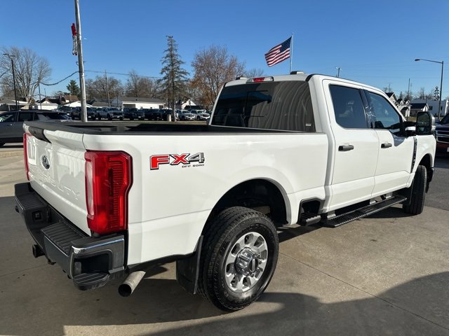 Used 2023 Ford F250 XLT w/ FX4 Off-Road Package image 4