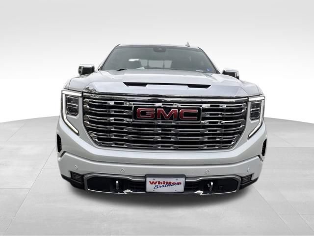Used 2023 GMC Sierra 1500 Denali AWD/4WD image 12