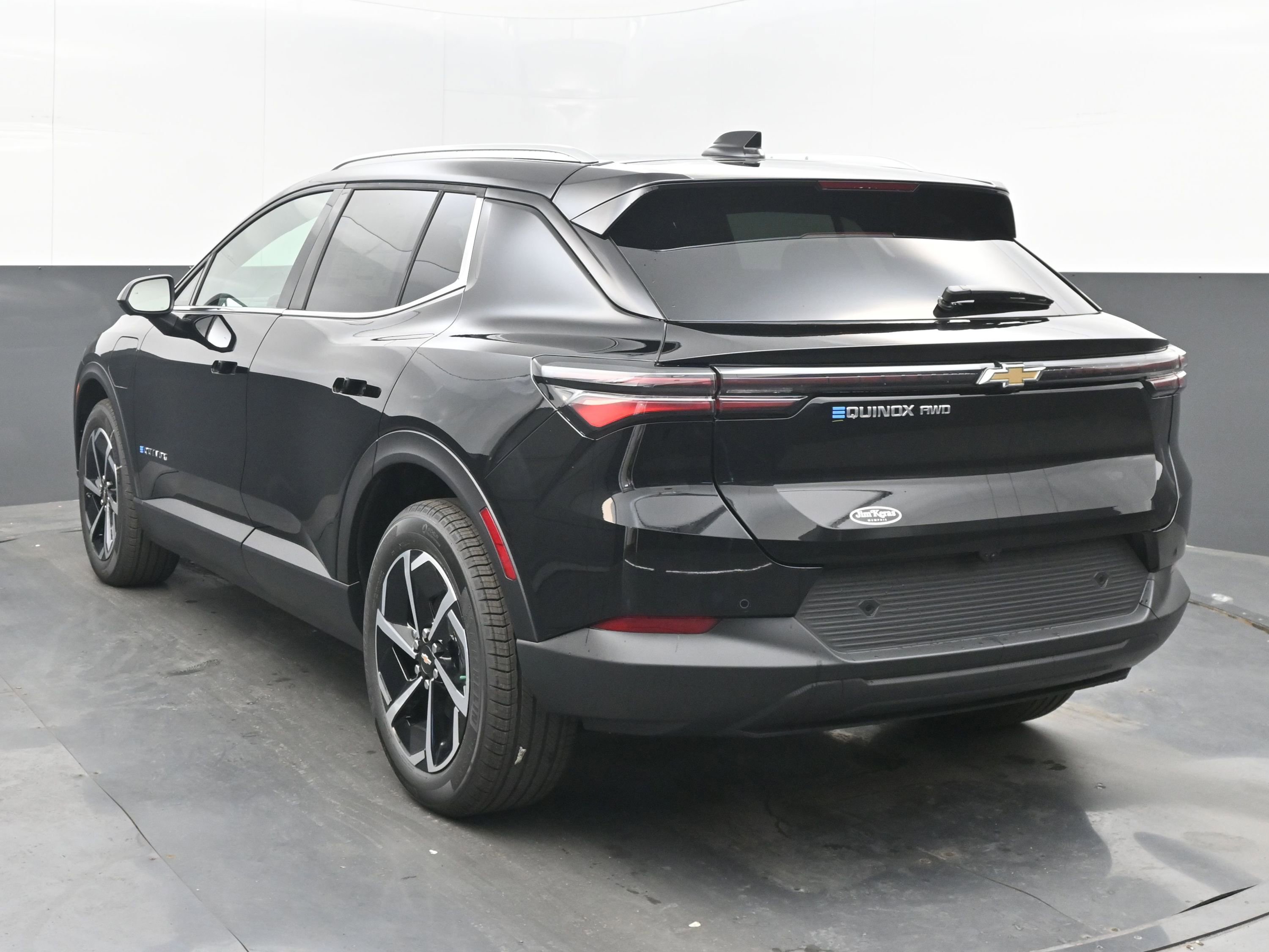 New 2026 Chevrolet Equinox EV LT image 8