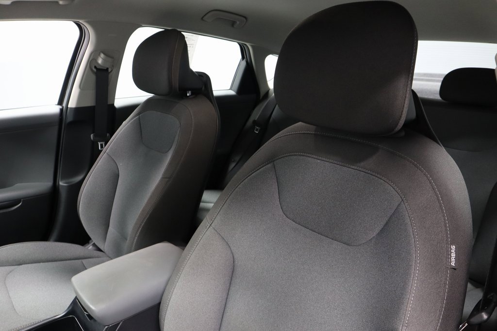 Used 2025 Kia K4 LXS image 26