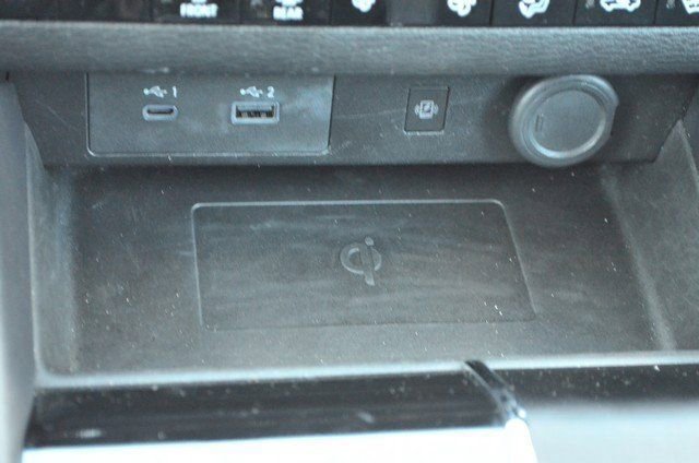 Used 2024 Mitsubishi Outlander SE image 27