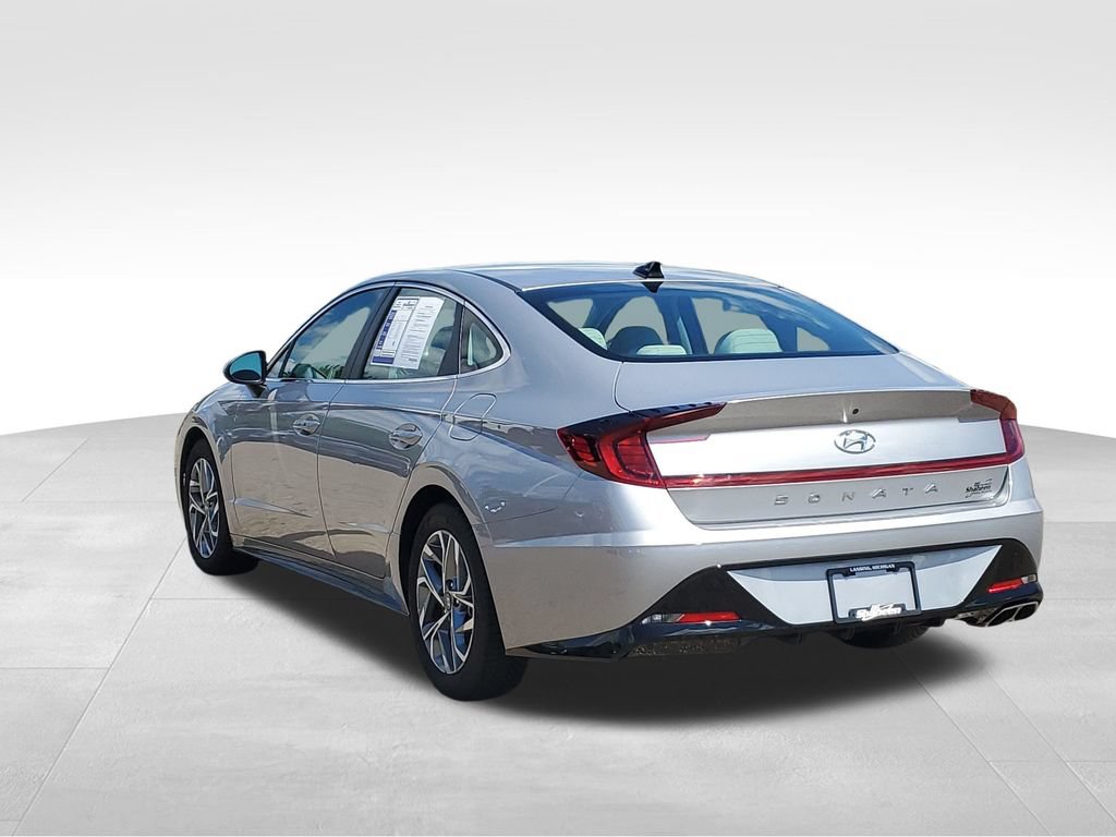 Used 2023 Hyundai Sonata SEL w/ Preferred Accessory Package FWD image 4