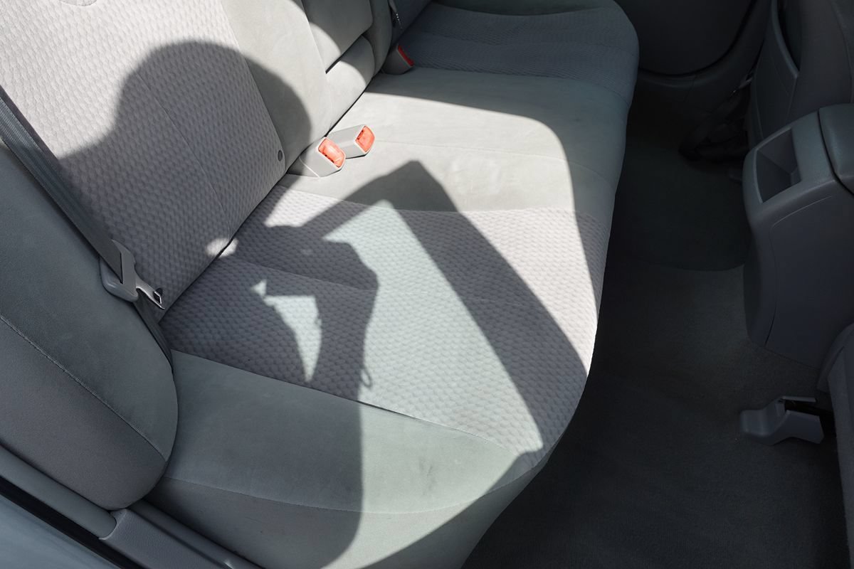 Used 2011 Toyota Camry LE FWD image 26