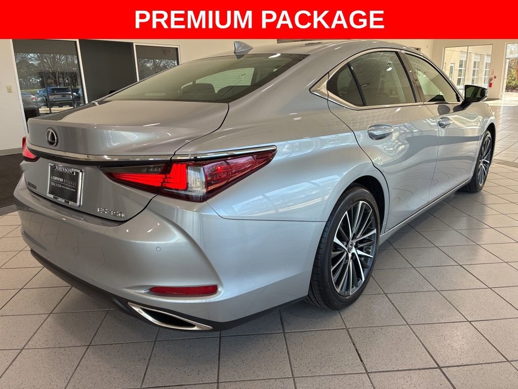 Certified 2024 Lexus ES 350 w/ Premium Package image 7