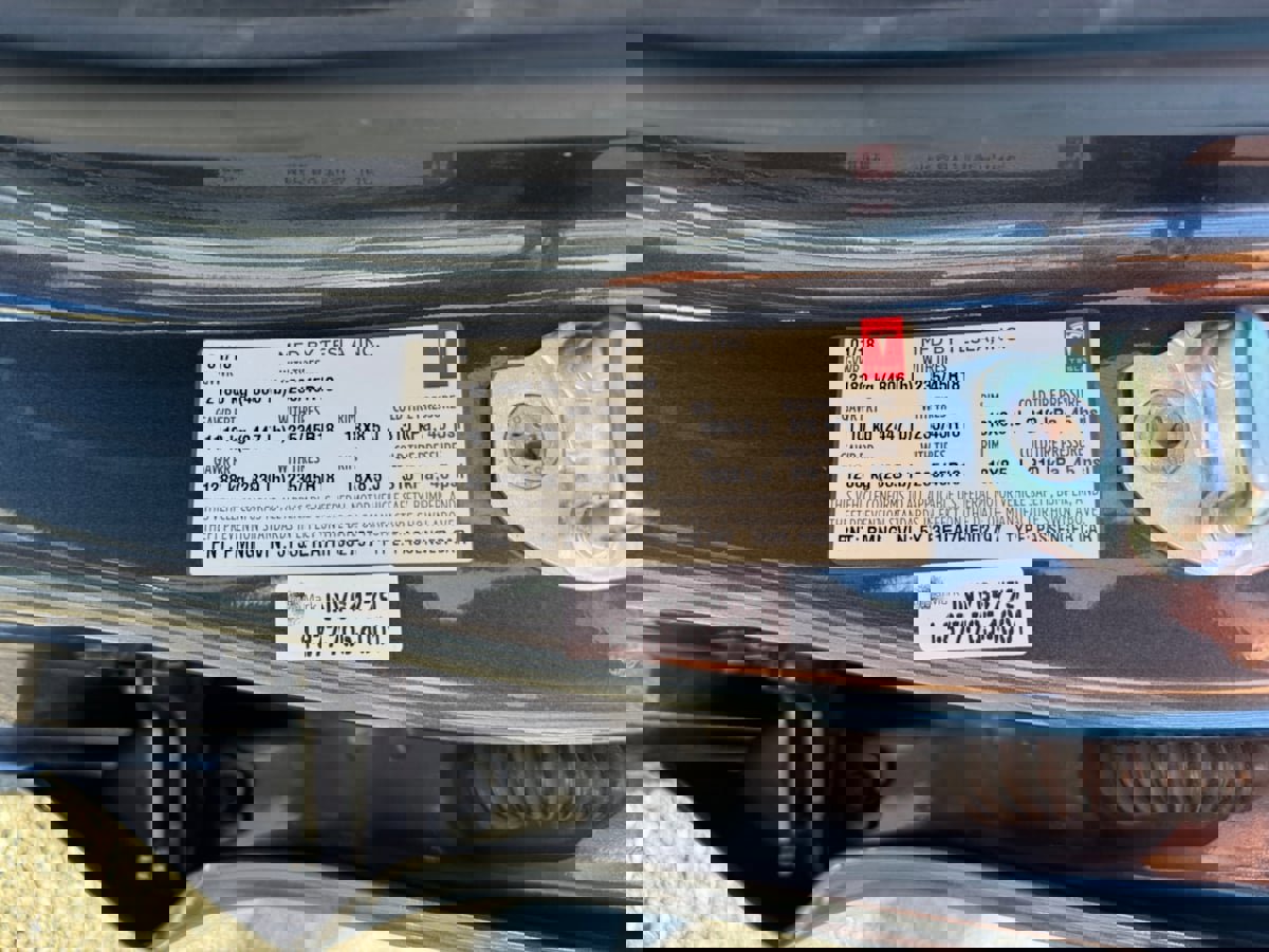 Used 2017 Tesla Model 3 Long Range image 22