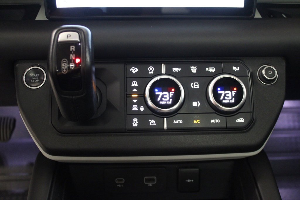 Used 2020 Land Rover Defender 110 HSE image 34