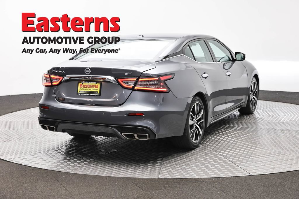 Used 2023 Nissan Maxima SV w/ Floor Mat Group FWD image 5