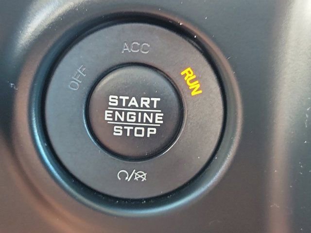 Used 2018 Jeep Wrangler Unlimited Sport image 26