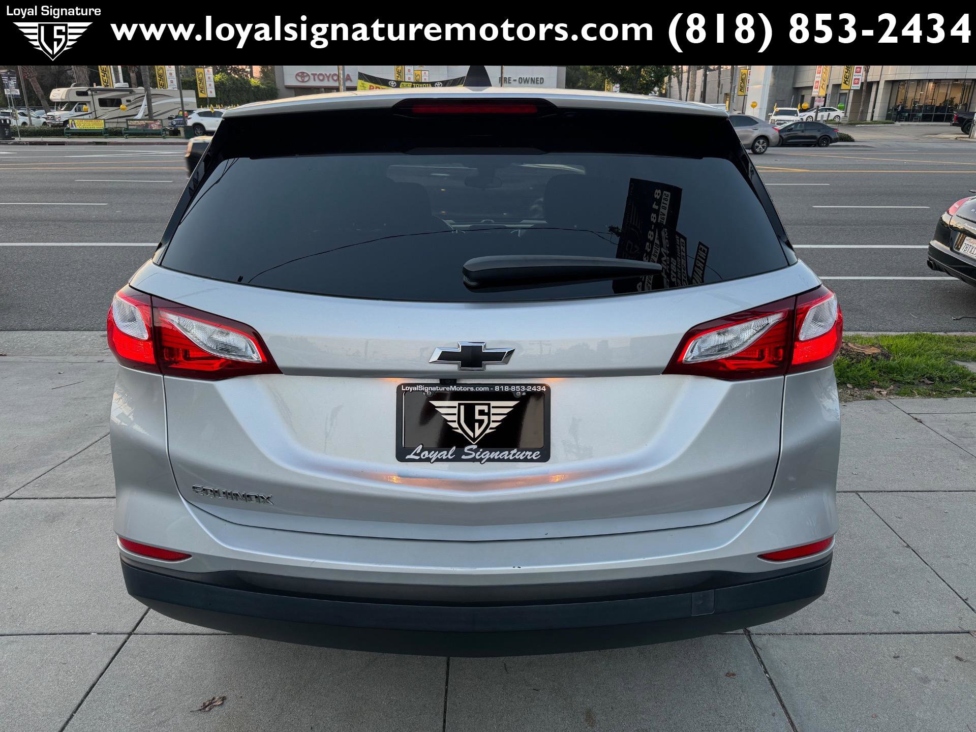 Used 2020 Chevrolet Equinox LS w/ LS Convenience Package image 6