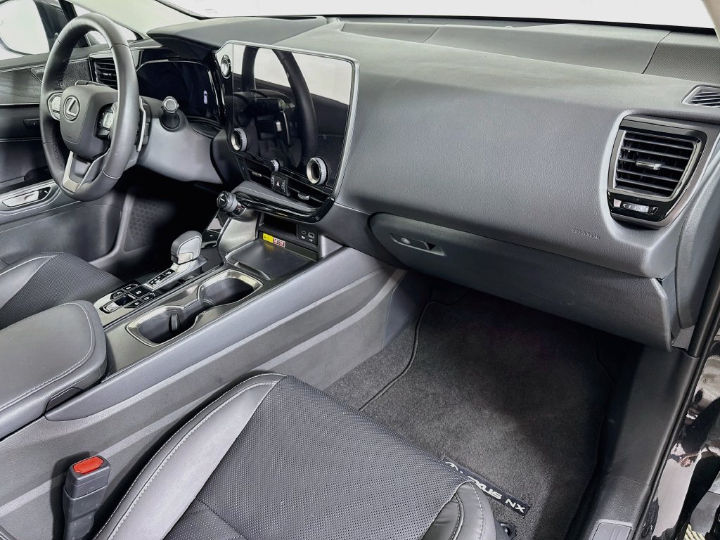 Certified 2026 Lexus NX 350 AWD w/ Accessory Package (2T) image 30