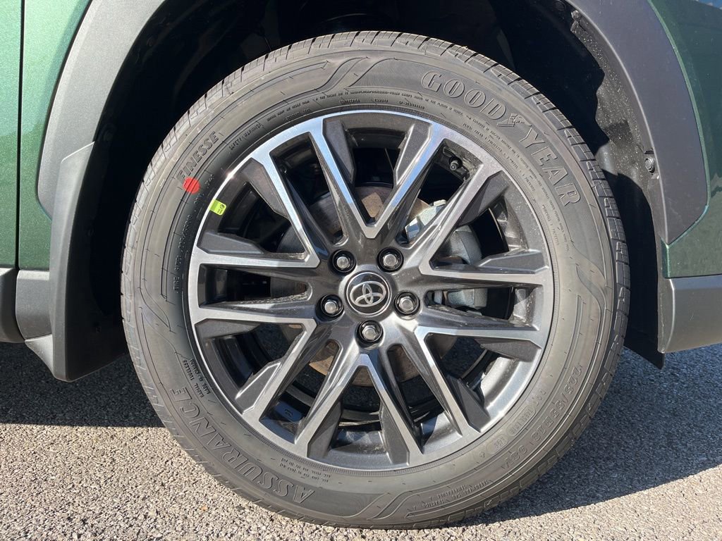 New 2026 Toyota Corolla Cross XLE image 18