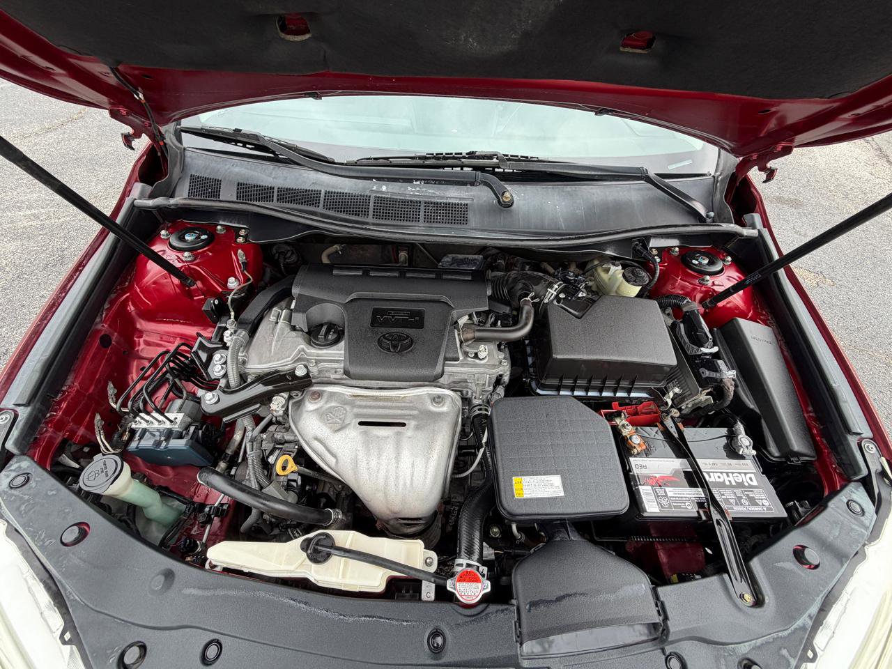 Used 2016 Toyota Camry LE image 21