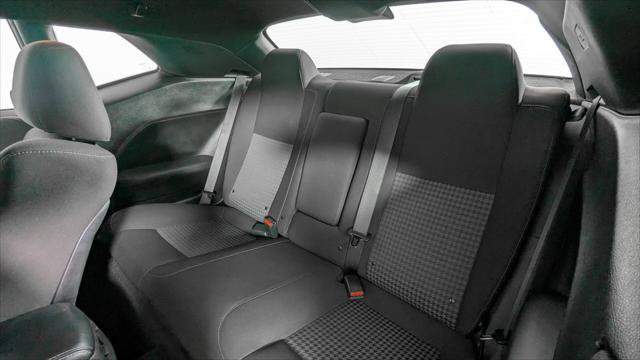 Used 2022 Dodge Challenger GT RWD image 16